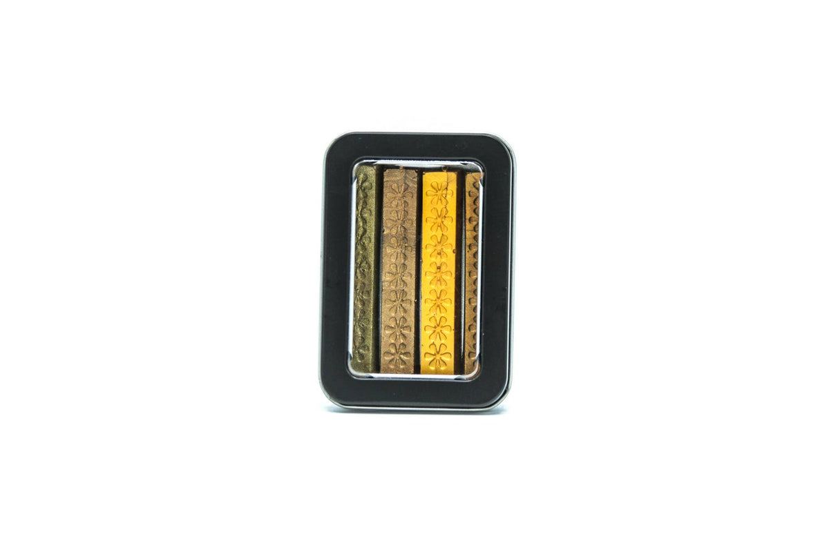 Boxed Wax Pack: Metallics Small Wax Sticks