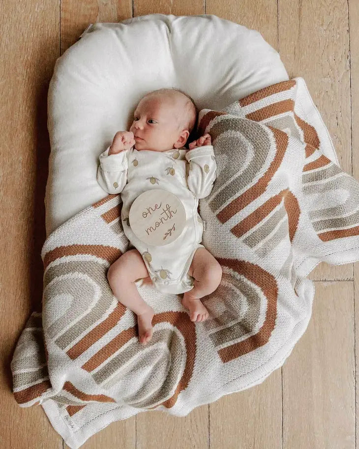 Baby girl discount knitted blanket