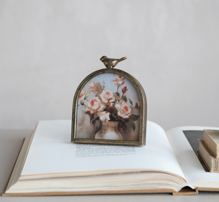 Metal Arched Photo Frame with Bird (Holds 5" x 5" Photo)